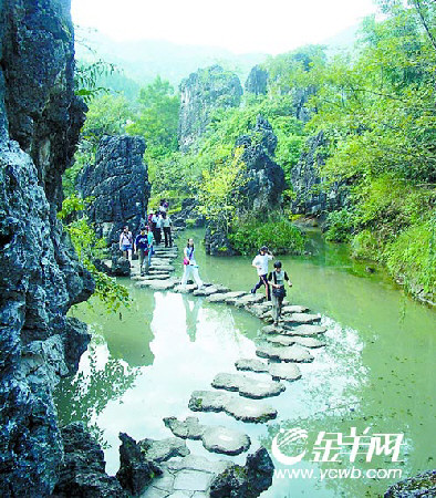 �� ��: 2391350 ������
��Ӱ����: ����
�ļ���:yzblll88176.jpg����
�ļ���С:K����
�� X ��:450 X 394����
˵��:yzblll88176.jpg